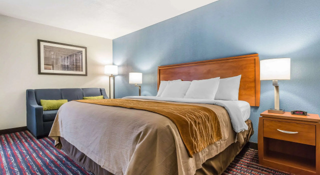Двухместный люкс Comfort Inn Alton near I-255