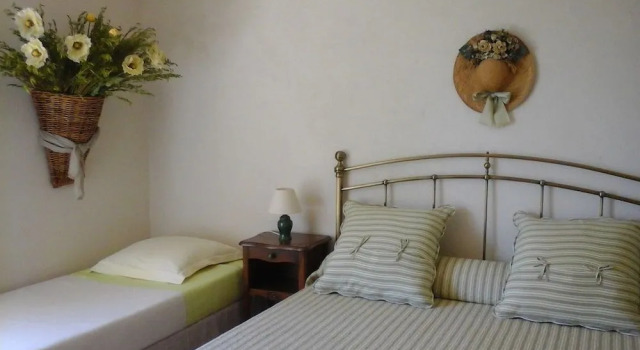 La Maison de Campagne, Book Bed and Breakfast Hoteller i Green Provence med pool, Swimmingpool