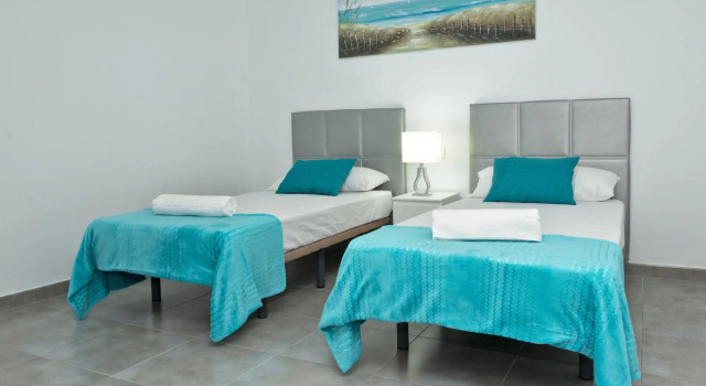 Villa Bellamar Large Heated Private Pool Walk to Beach Wifi Car Not Required - 3093, Забронировать Вилла Отели Ланцароте 3 звезды, 3*