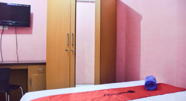 RedDoorz @ Pettarani Square, Prenota Hotel Hotel a Sulawesi con parcheggio, Parcheggio