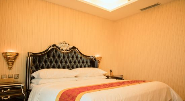 Люкс Deluxe Vienna International Hotel (Tongliao Kerqin)
