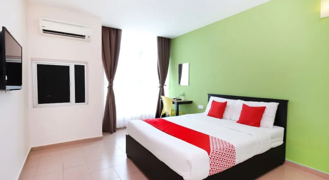 Двухместный номер Deluxe OYO 816 Hotel De Kiara