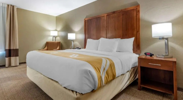 Camera Standard Quality Inn