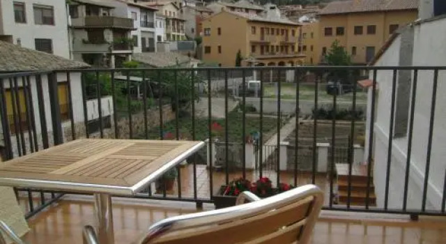 Fonda Urquizu, Book Hotel Beceite Matarranya