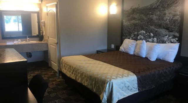 Номер Standard Hotel Seville - Ontario Airport/Chino