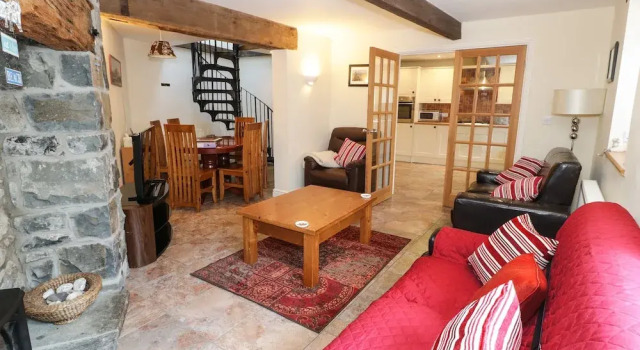 2 Hwyrfryn Stables, Забронировать Отель Отели Сноудония 4 звезды, 4*