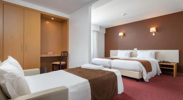 Трёхместный номер Standard Отель Stay Hotel Leiria