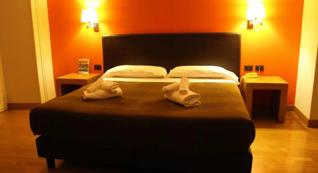 Четырёхместный номер Standard Отель Sky Blue Palace Rome