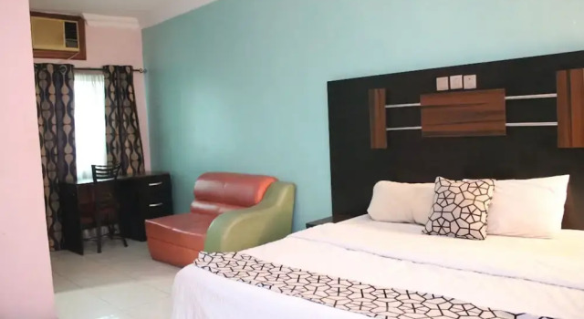 Номер Executive SENATORS SUITES and TOWERS HOTEL