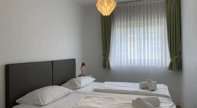 Семейные апартаменты с 3 комнатами с балконом Airport Apartment Köln/Bonn