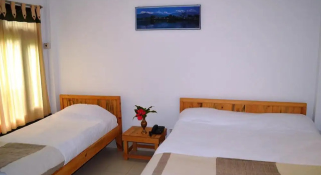 Chitwan Paradise Hotel, Забронировать Отель Читван провинция Багмати-Прадеш