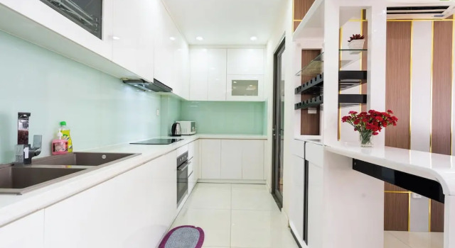 Апартаменты Deluxe Helios Riverside Apartment