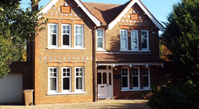 Brookside Lodge