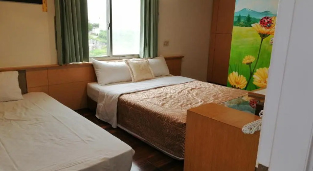 Трёхместный номер Standard Love With Dolphin B&B
