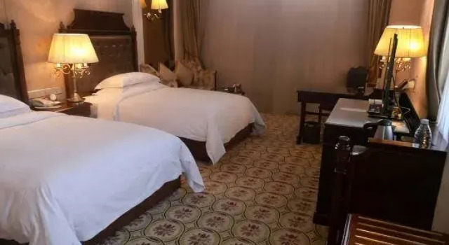 Sunwuhu Hot Spring Holiday Hotel, Забронировать Отель Бизнес-отели Шаньдун, 4* 5*