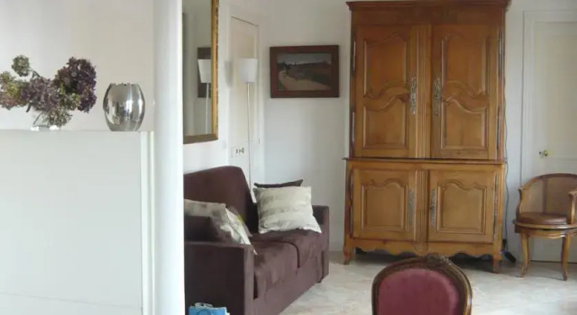 Parisian Home - Saint Martin 47 République, Забронировать Апартаменты/квартира Париж Иль-де-Франс, рядом с Art France Academie