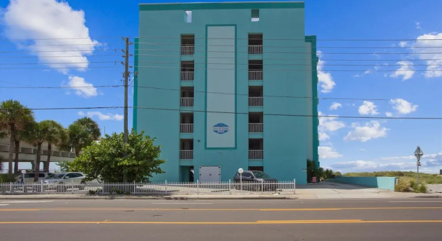 Arena De Madeira -beach Front-pool-walk to John's Pass- 1, Забронировать Апартаменты/квартира Апартаменты Мадейра-Бич, рядом с The Church by the Sea, Апартаменты/квартира