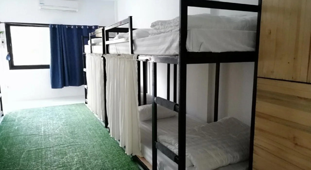 Alita Hostel&Bar, Забронировать Отель Отели Южного Таиланда с парковкой, Парковка