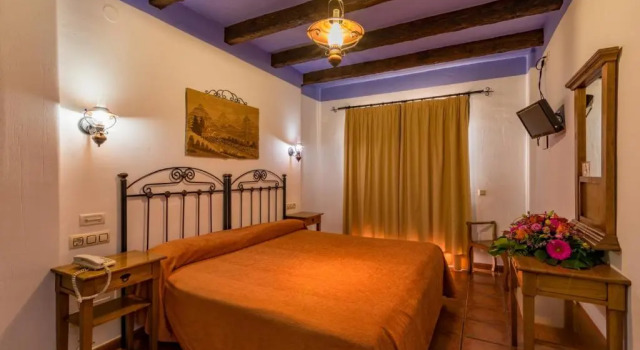 Двухместный номер Standard с балконом и с видом на море Hotel Rural Almazara
