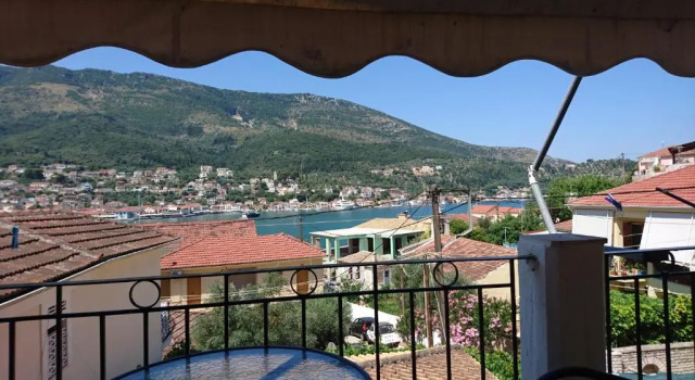 Апартаменты с балконом Maroudas Stavros Apartments