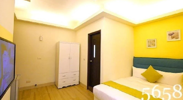 Happyday Guesthouse, Забронировать Отель Отели Гаосюн 3 звезды, рядом с Центр реки Любви - озеро Руи, 3*
