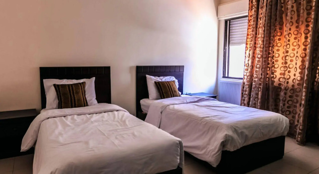 Al Bateel Hotel Apartments