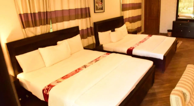 Люкс Deluxe Livin Hub Guest House