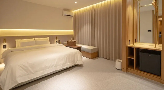 Номер Deluxe H Avenue Hotel Gwangju Cheomdan
