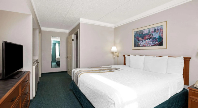 Двухместный люкс La Quinta Inn by Wyndham El Paso East Lomaland