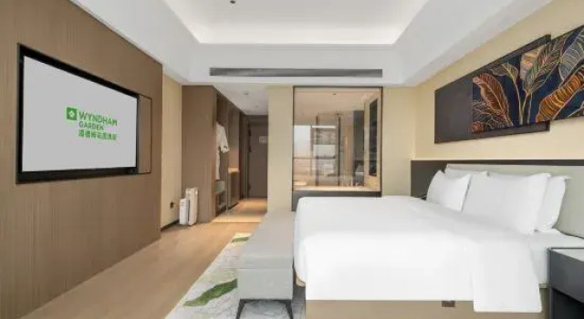Номер Deluxe Wyndham Garden Yiwu Intl Trade City