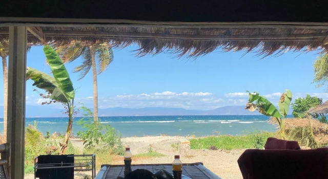 Кровать в общем номере East Lombok Dive Hotel - Hostel