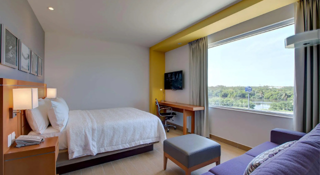 Двухместная студия Hampton Inn & Suites by Hilton Paraiso