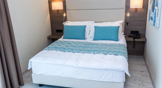 Двухместный номер Deluxe с балконом Apartments by the sea Petrcane, Zadar - 6269