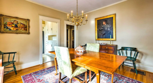 Апартаменты с 3 комнатами Lovely Apt, 1 Block to Downtown Danville