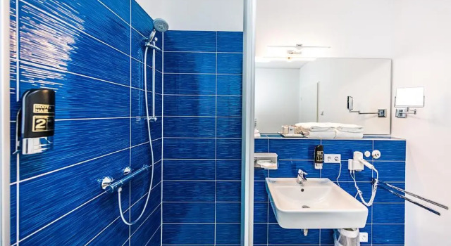 Полулюкс с 2 комнатами с балконом Best Western Plus Royal Suites