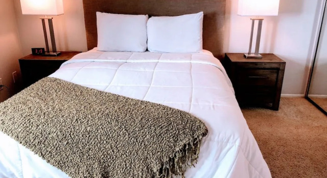 Gorgeous Vacation Rentals in Culver City, Забронировать Отель Калвер Сити Лос-Анджелес, рядом с Govinda