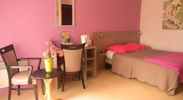 Residence Helios, Rezerwuj Hotel Hotele w Charente-Maritime z parkingiem, Parking