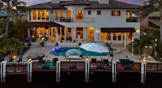 Вилла с 5 комнатами Luxury Home Villa D Amore Southern Florida Paradise sleeps 12 villa