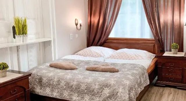 Hostel u Kmity, Забронировать Хостел Хостелы Кракова, рядом с Церковь Святого Франциска Ассизи, Хостел