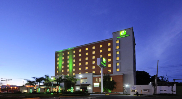 Holiday Inn Uruapan, Book Hotel Hoteller i Uruapan med parkering, Parkering