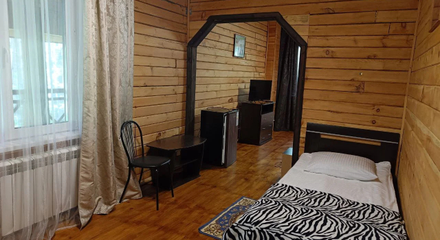 Hotel Zolotye Peski, Buchen Sie Hotel SPA-Hotels in Mayminsky Rayon, SPA