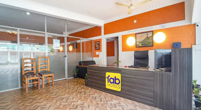 Fabhotel Star Inn Plus - Nr Kovalam Beach, Забронировать Отель Отели штата Кералы с завтраком, Завтраки