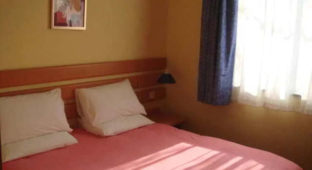 Home Inn Hunan Road, Prenota Hotel Hotel a Jiangsu con parcheggio, Parcheggio