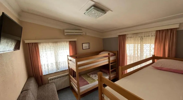 Четырёхместный номер Standard Hostel Dino