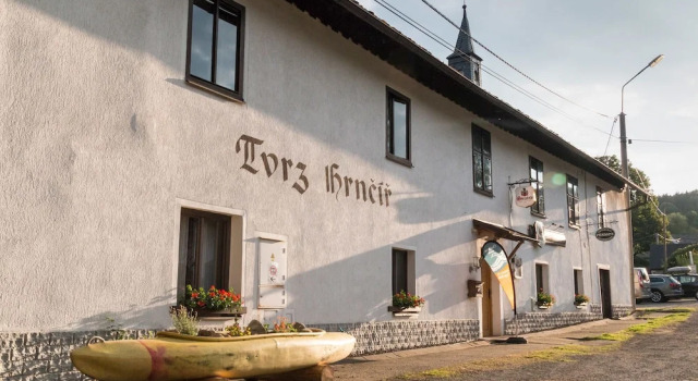 Outline B&B Jiricna