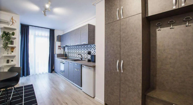 Trendy Apartment near City Center, Varaa Huoneisto Oradea 