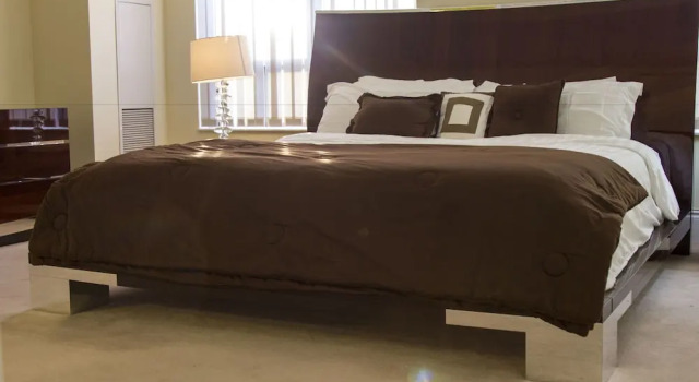 Luxury Penthouse Suite
