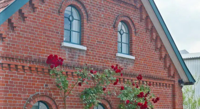 Ferienwohnungen auf dem Carlshof in Jork - Altes Land, Book Hotel Jork Lower-Saxony
