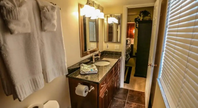 Windward Point 608
