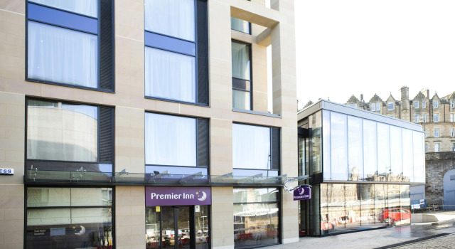 Premier Inn Edinburgh Cc Royal Mile